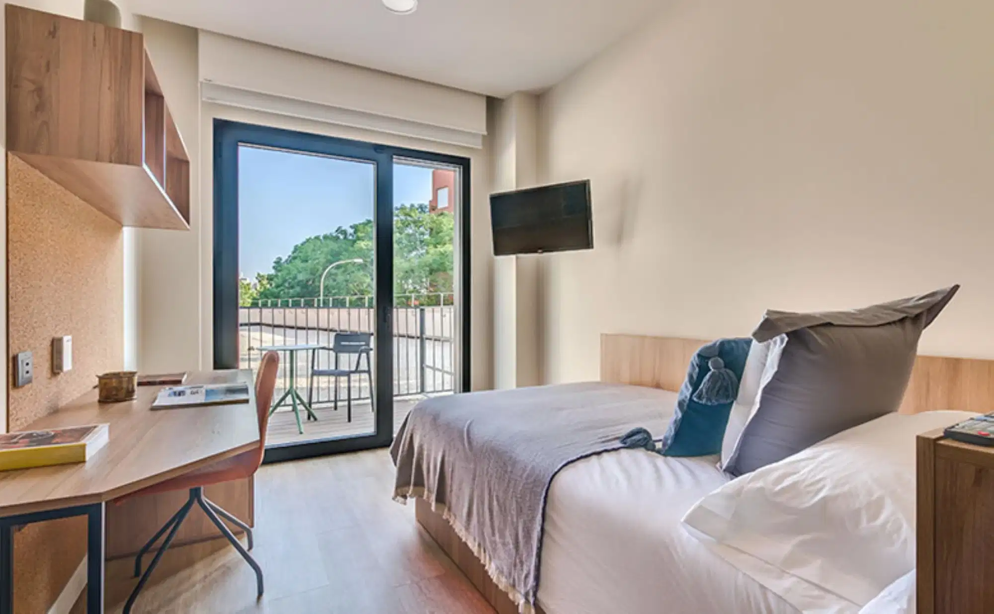 Livensa Living Sevilla, Seville