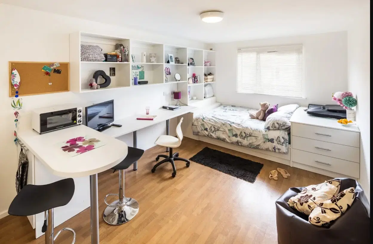 St Augustine's House, Plymouth – 1st Floor Studio Terrace