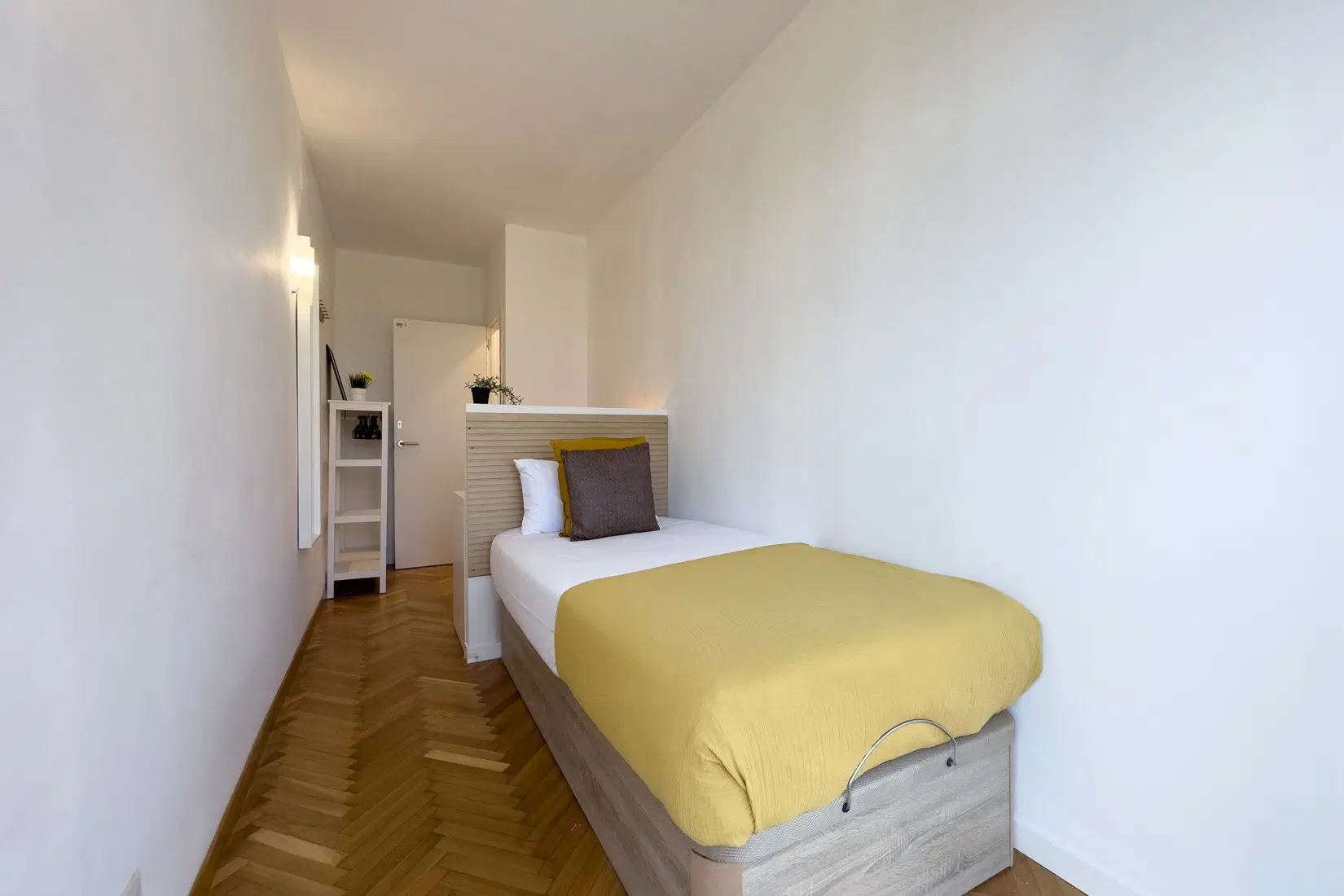 Diagonal 1, Barcelona – DIA-HAB7