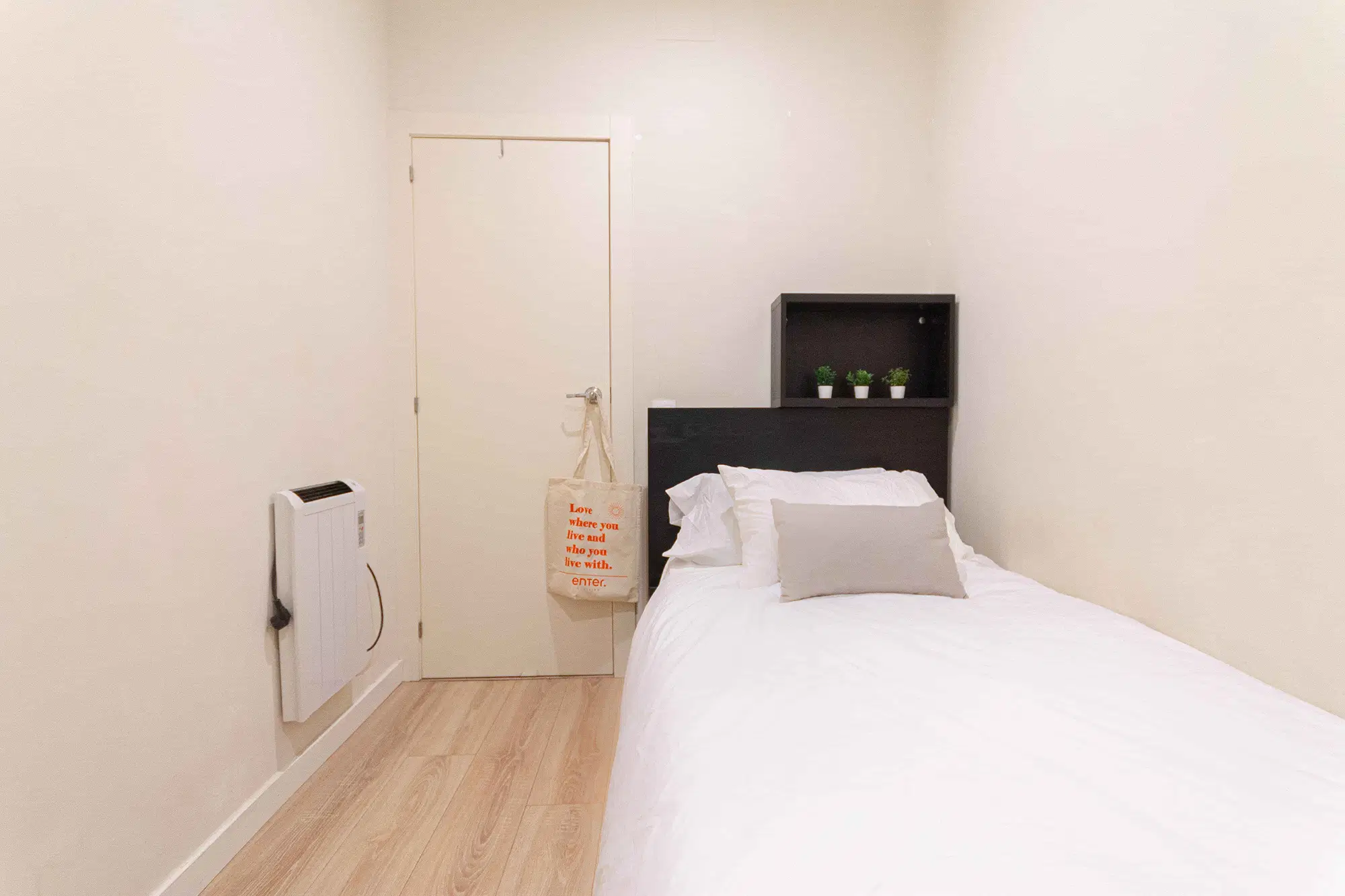 C. De Villarroel 204 L'Eixample, Barcelona – R0001