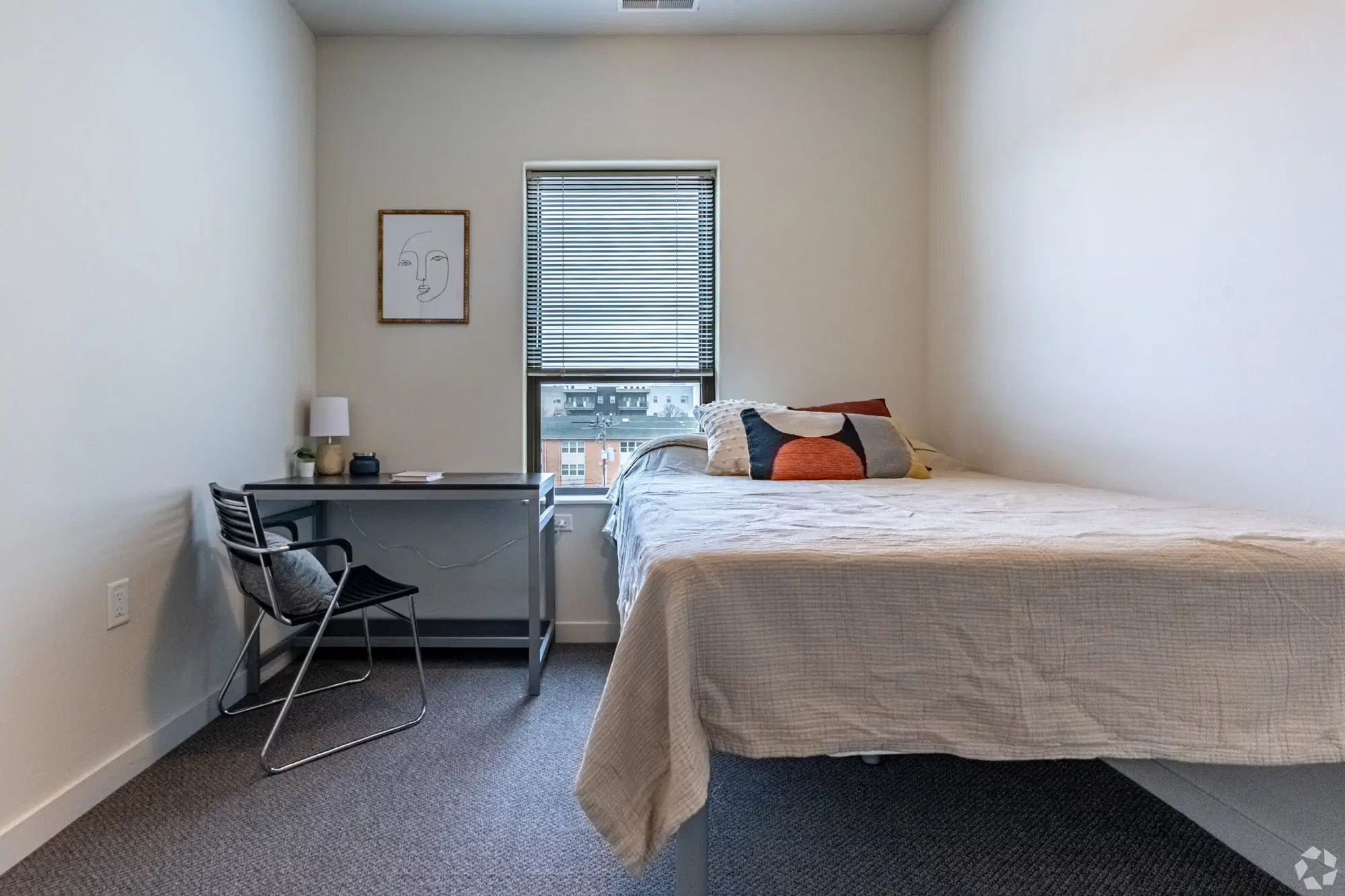 112 E Green St., Champaign – 2 Bed 1 Bath