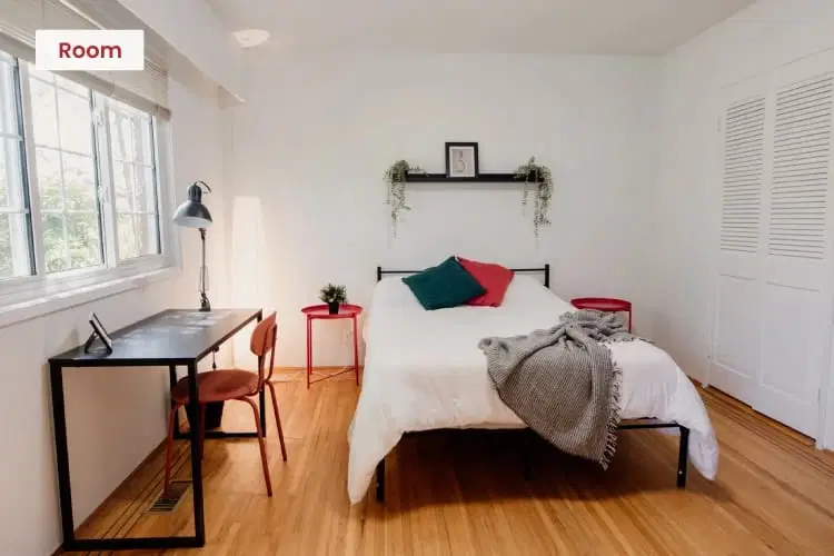 5565 Grant St, Vancouver – Napier Room (1 Bed 1 Bath )