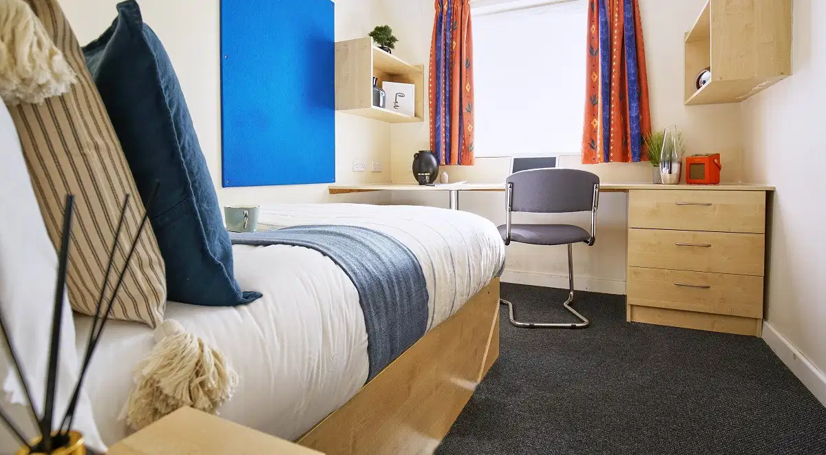 College Court, Stoke on Trent