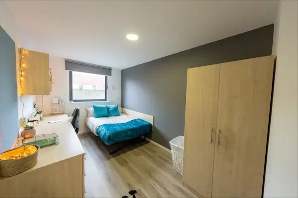 Trinity Square, Nottingham – Ensuite Silver Plus