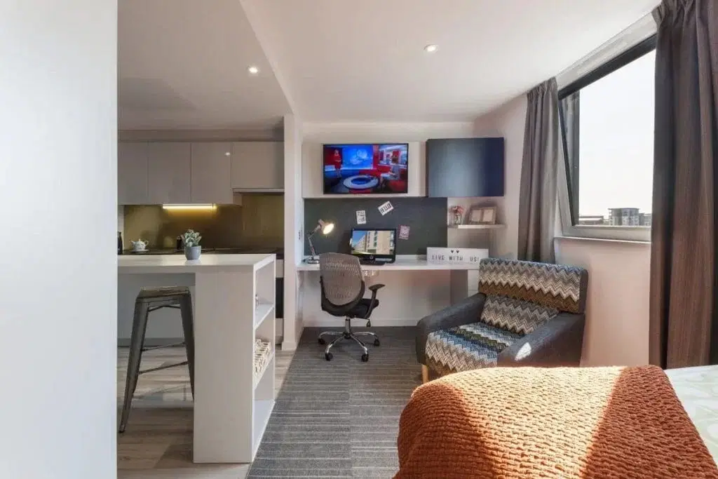 New Park, Edinburgh – Studio Apartment Silver Plus