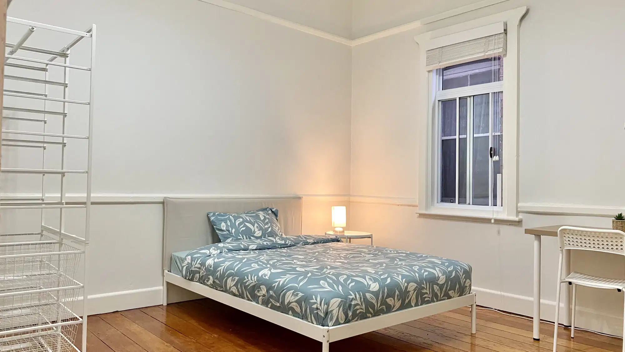 Room in a 5 Bedroom Apartment, Warialda St., Kogarah, Australia NSW 2217