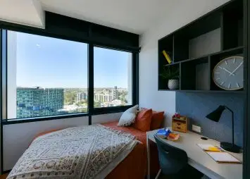 UniLodge Toowong, Brisbane – Studio High