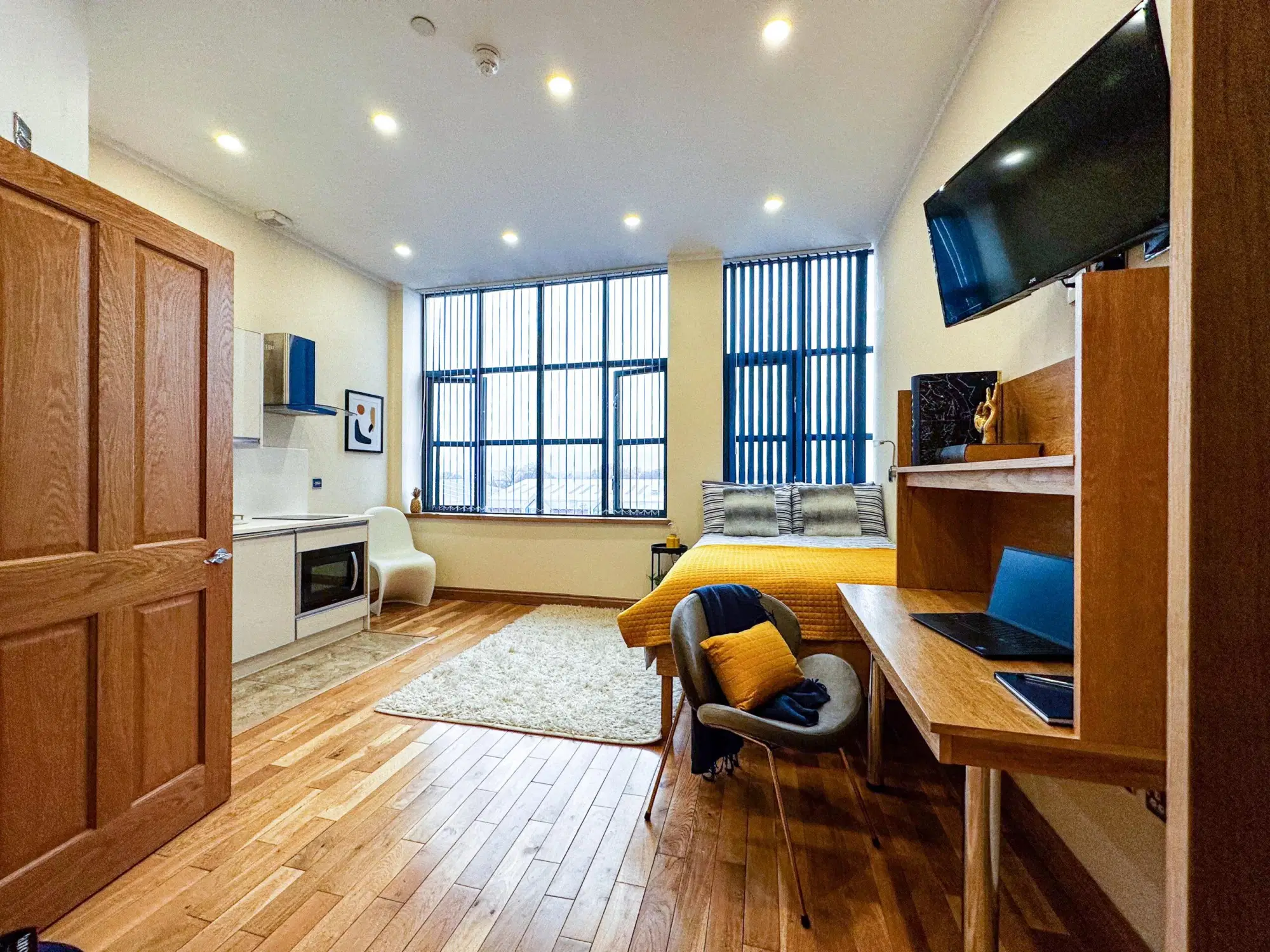 Carlton House, Nottingham – Executive Studio