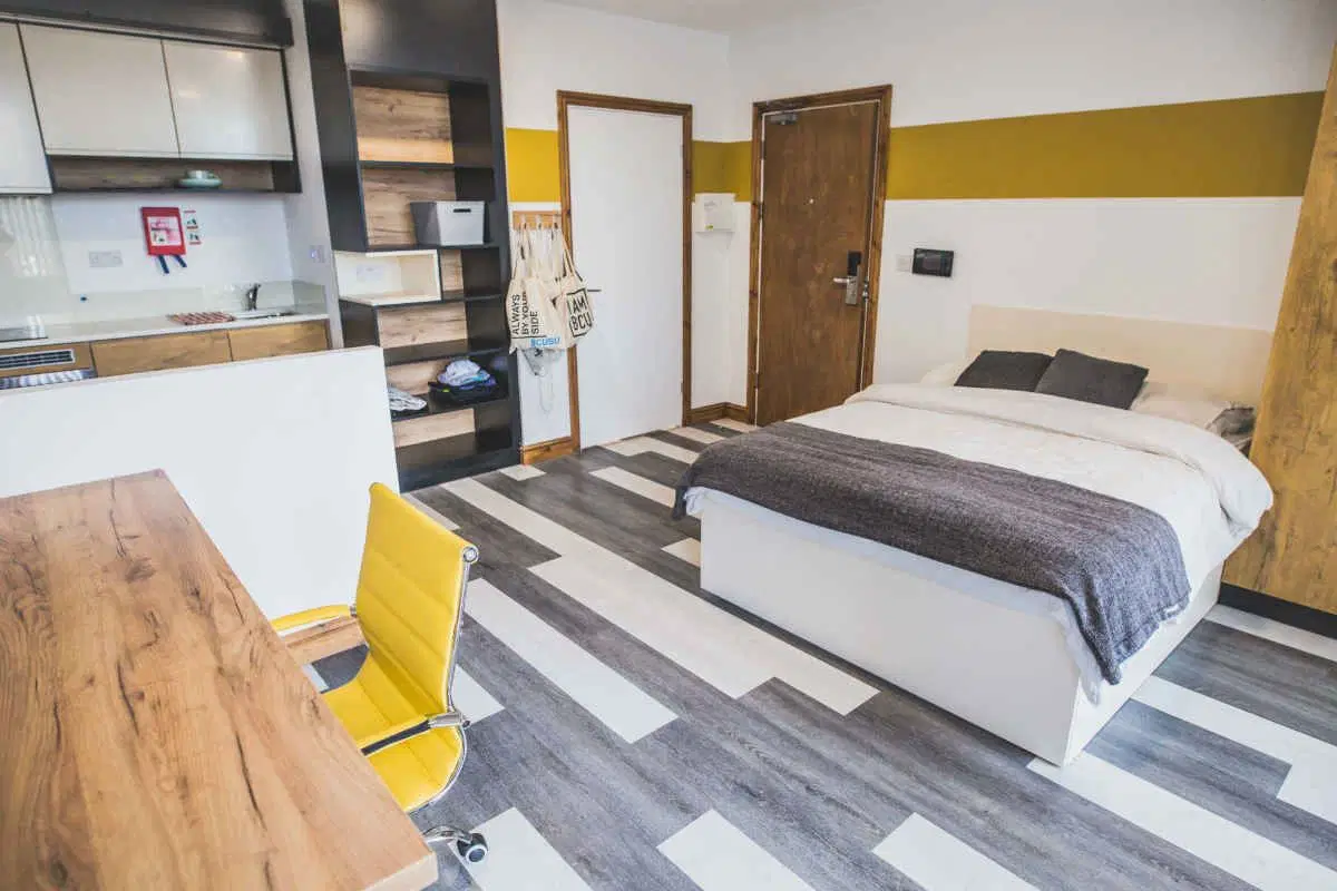 Windsor Court, Birmingham – Silver Studio