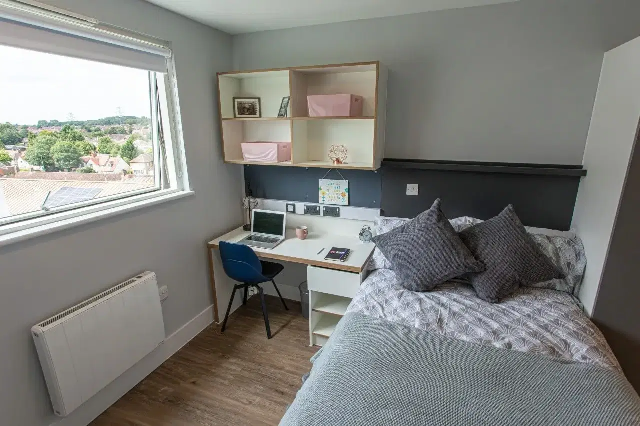 West Way Square, Oxford – 2 Bed Apartment