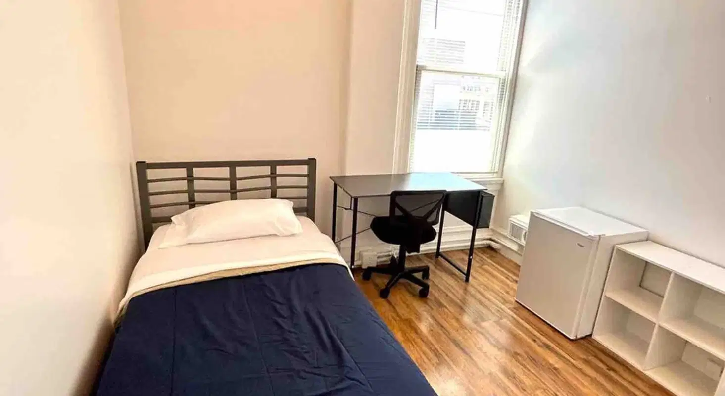 524 Columbus Residences, San Francisco – Private Room with Shared Bathroom | Small