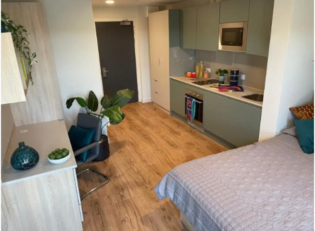 Redgate, Nottingham – Silver Studio - Mid Floor