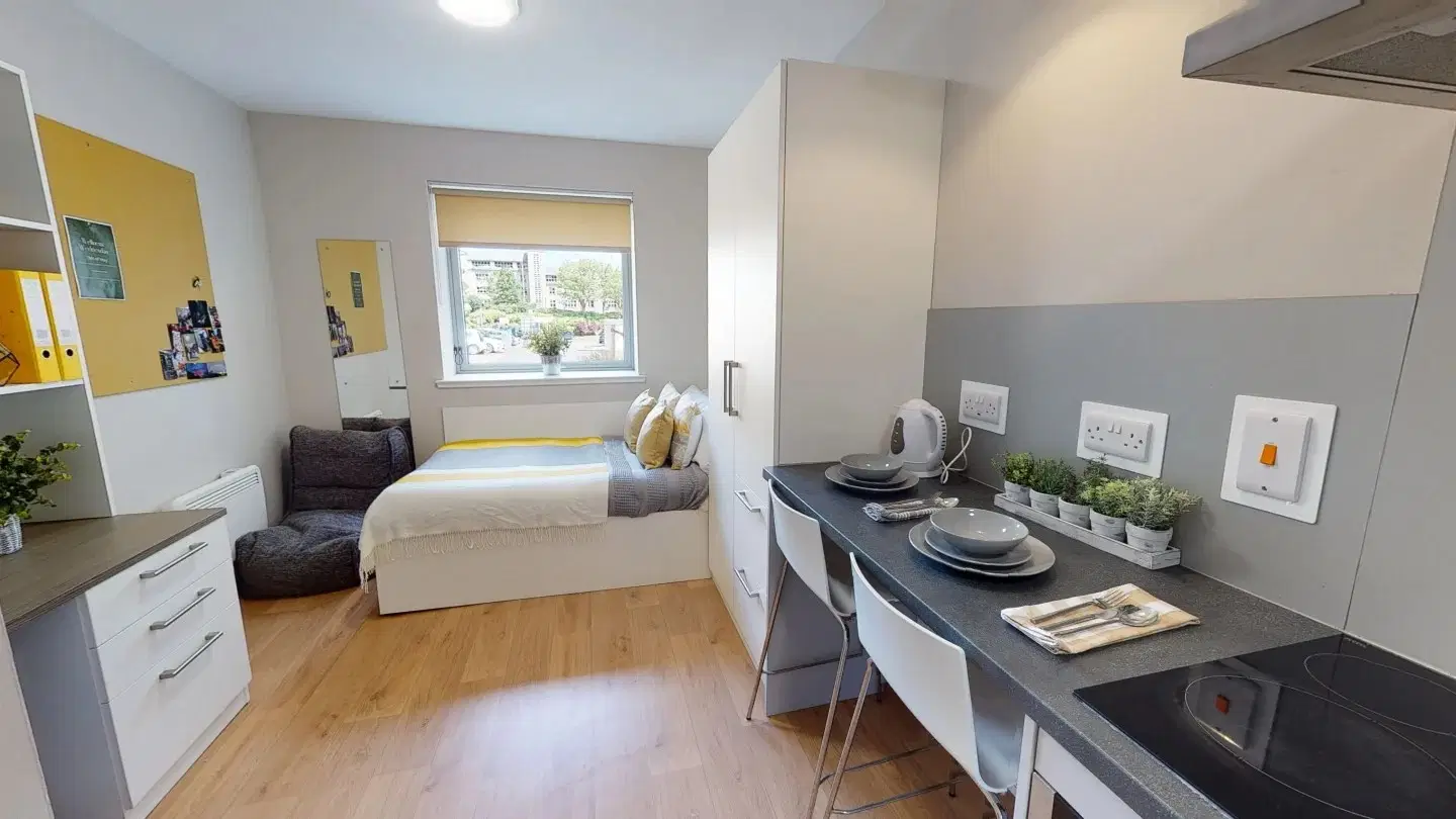 Centro House, Stirling – Premium Accessible Studio